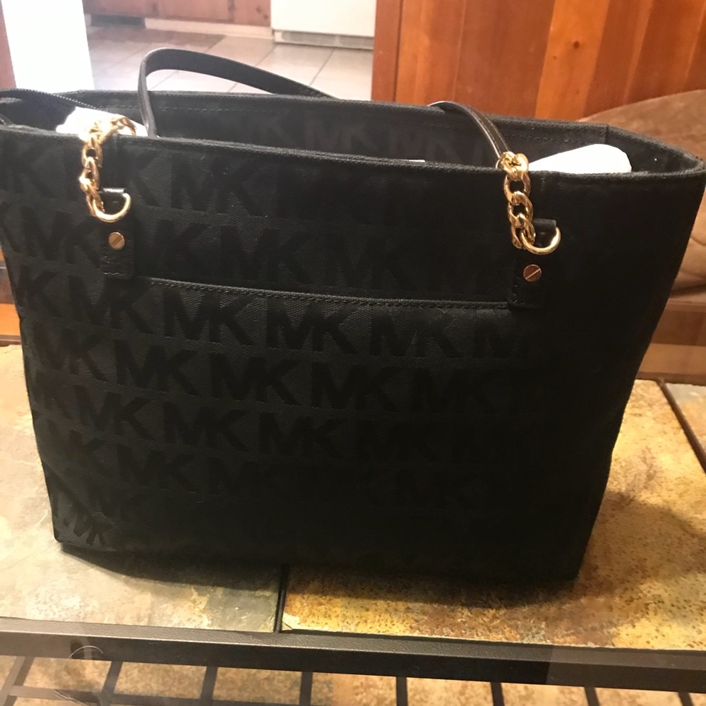 BNWT Black Michael KORS Chain Jet Set